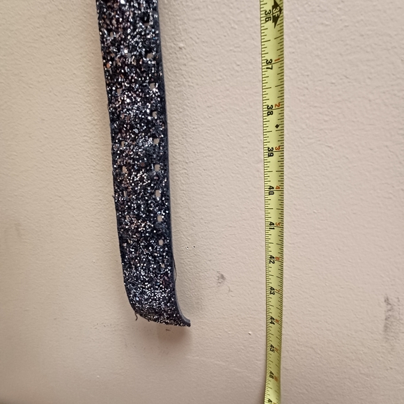 Sparkly Black Belt with Silver Buckle - XL - Picture 3 of 9